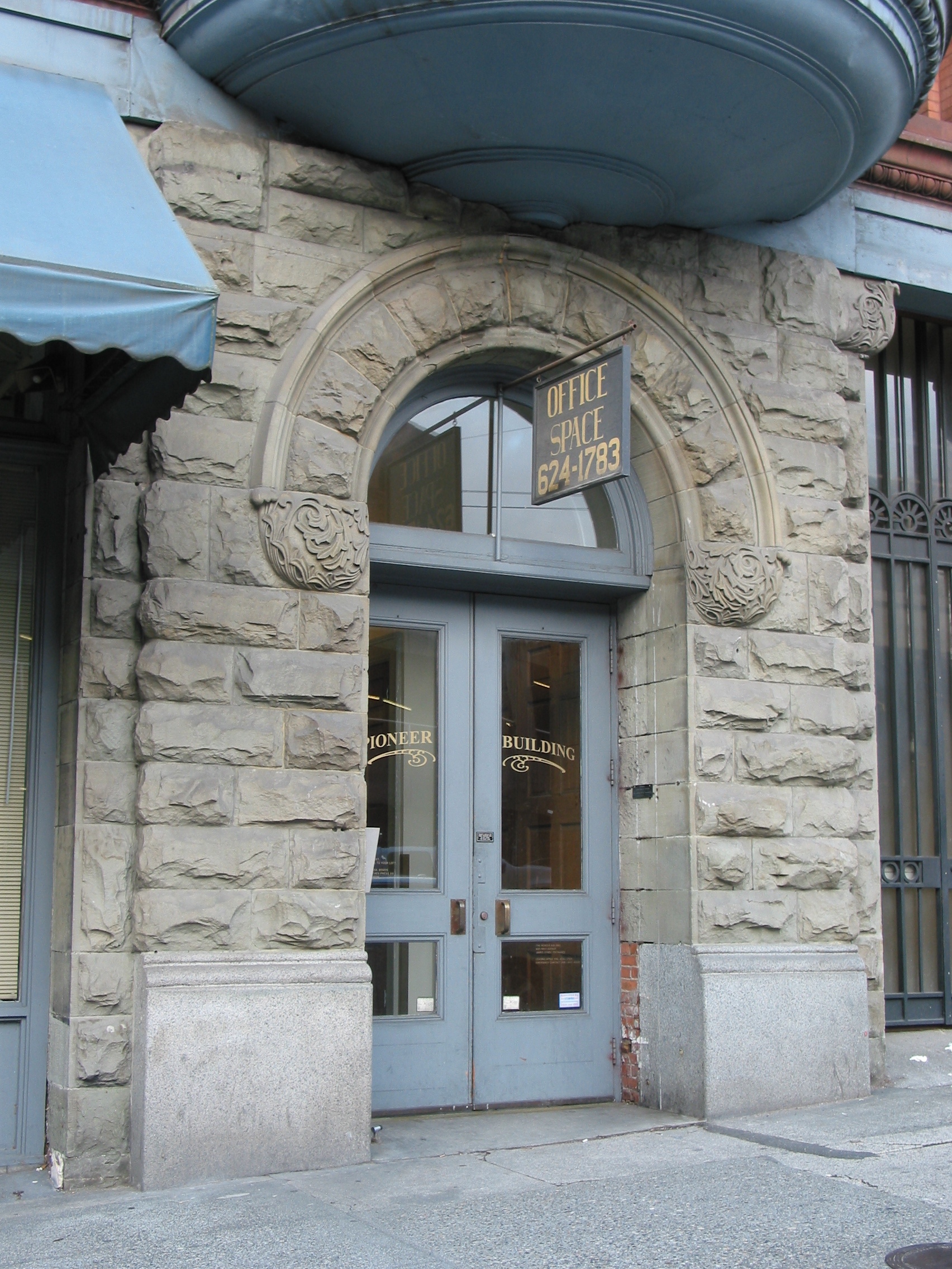 Load bearing stone in seattle